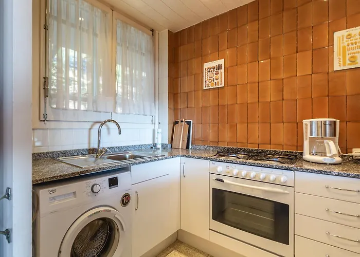 Corinna Тосса-де-Мар