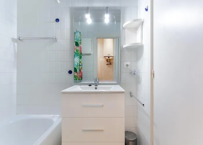 Апартаменты Corinna Тосса-де-Мар